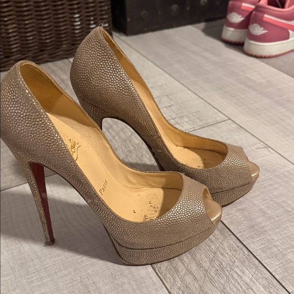 Christian Louboutin Shoes - Christian Louboutin Textured Beige Peep Toe Heels